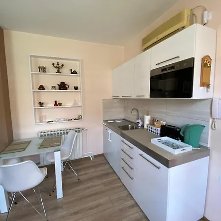 Apartment Rajin
