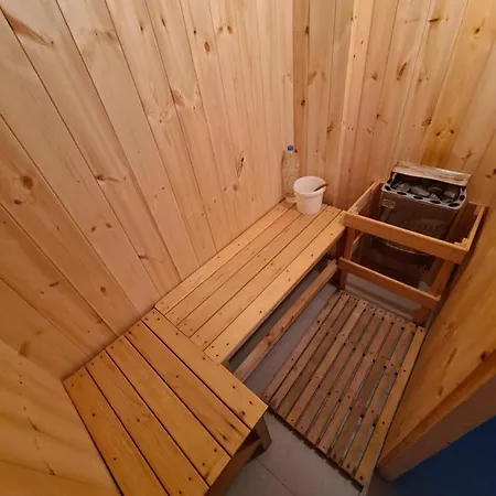 아파트 Rajin 브르사츠